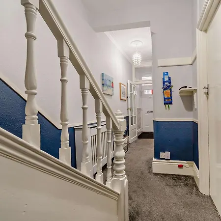 5 Bed In 93438 度假居 斯卡伯勒